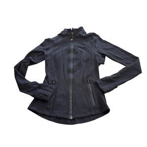 LULULEMON Black DEFINE jacket size 4